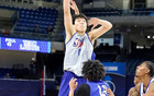 山東大漢19分鐘12分，首秀亮眼，沖擊NBA，期待其表現。