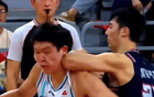 楊瀚森對抗強度高，NCAA球員肘擊照曝光